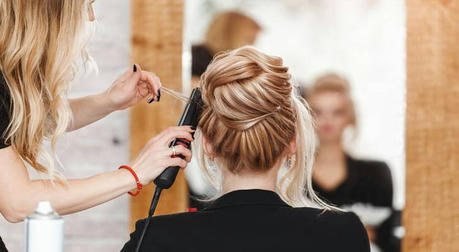 The Art and Science of Hair: A Journey into the World of Hairdressing Classes