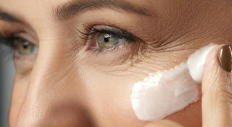 How to Prevent Premature Aging with a Smart Skincare Routine